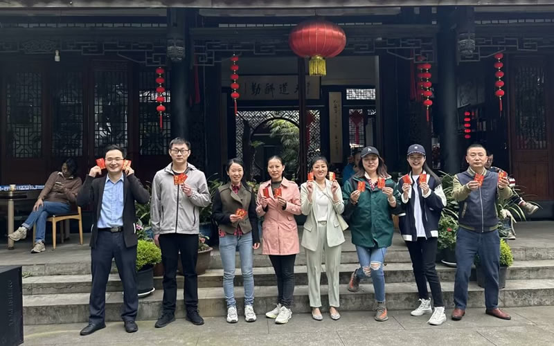 綿陽市先鋒醫(yī)療器械有限公司：凝聚團(tuán)隊(duì)力量，共筑先鋒夢想 —— 2023年春季團(tuán)建活動紀(jì)實(shí)2.jpg